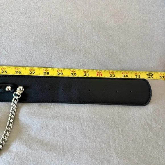 Killstar Punktured Belt Black Chain Skulls Womans Gothic Alternative S/M - Picture 4 of 6